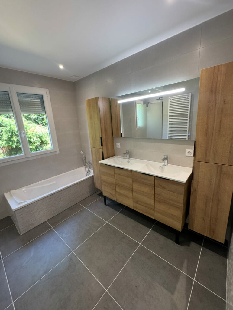 salle de bain moderne villars